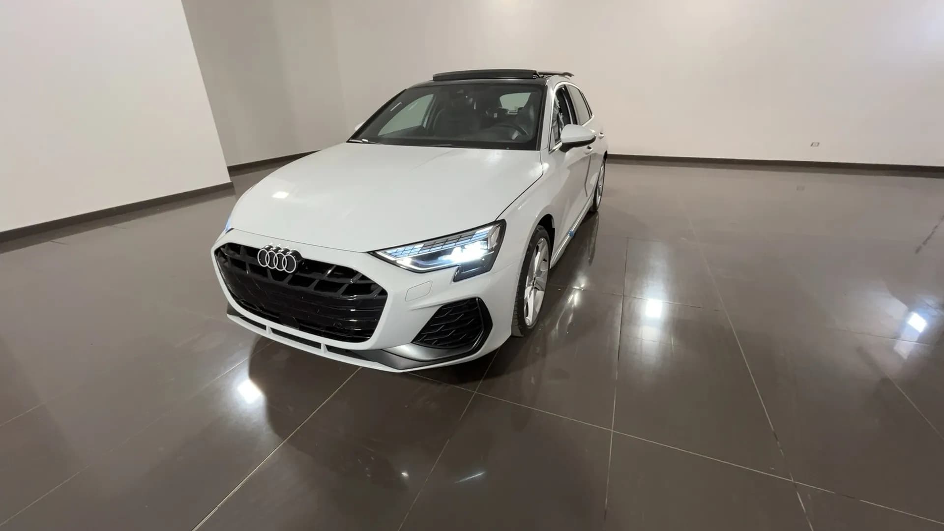 marca_A3_Sportback_35_TDI_S_line_S-Tronic_l76gthu2ywwa18uks5c5_1730113856451