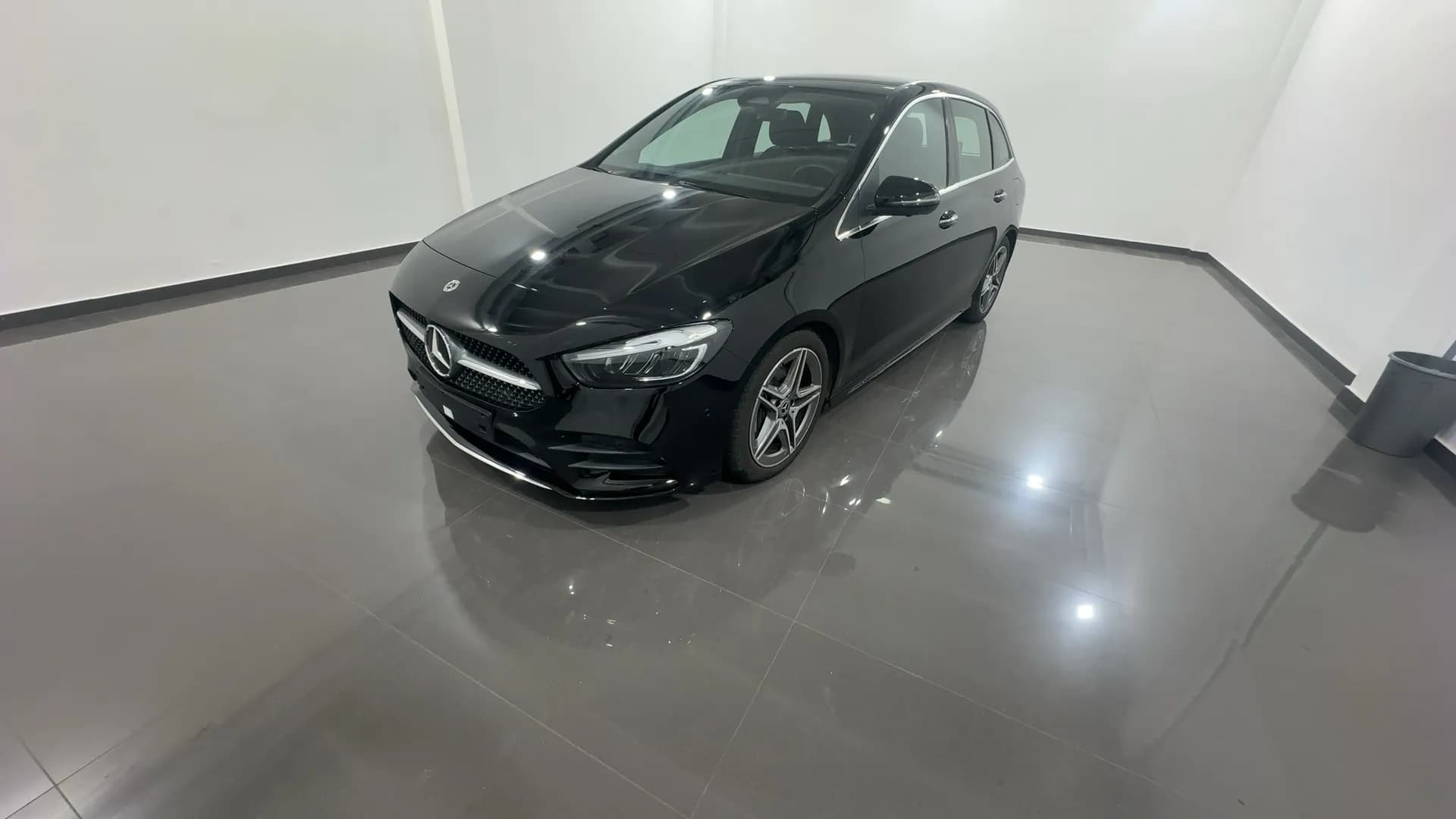marca_Classe_B_180_d_AMG_Line_auto_xvqtomgxdsejzccmbkvc_1733761994896
