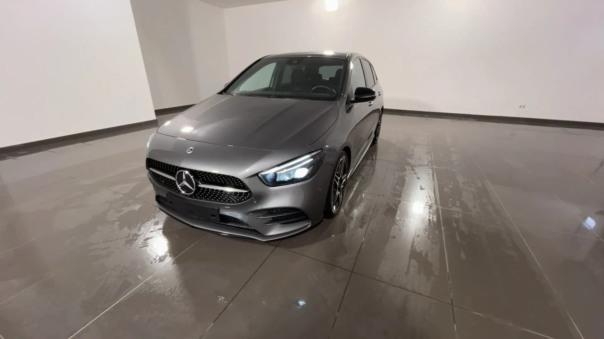 marca_Classe_B_200_d_AMG_Line_auto_e495bmveg8qoirerpfij_1732530998273