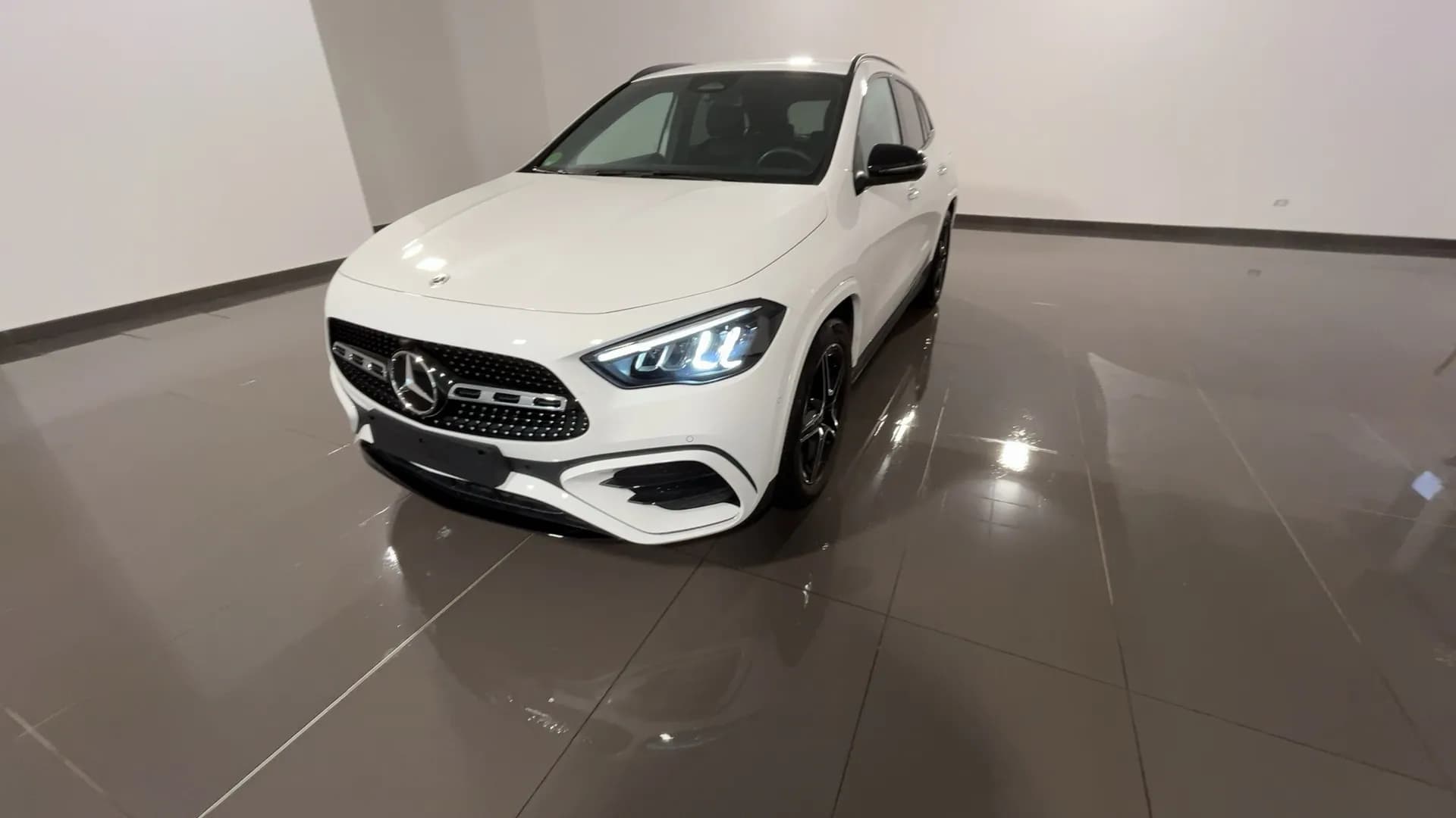 marca_Classe_GLA_200_d_AMG_Advanced_Plus_auto_dflauw3ota05nca348nt_1735911919702