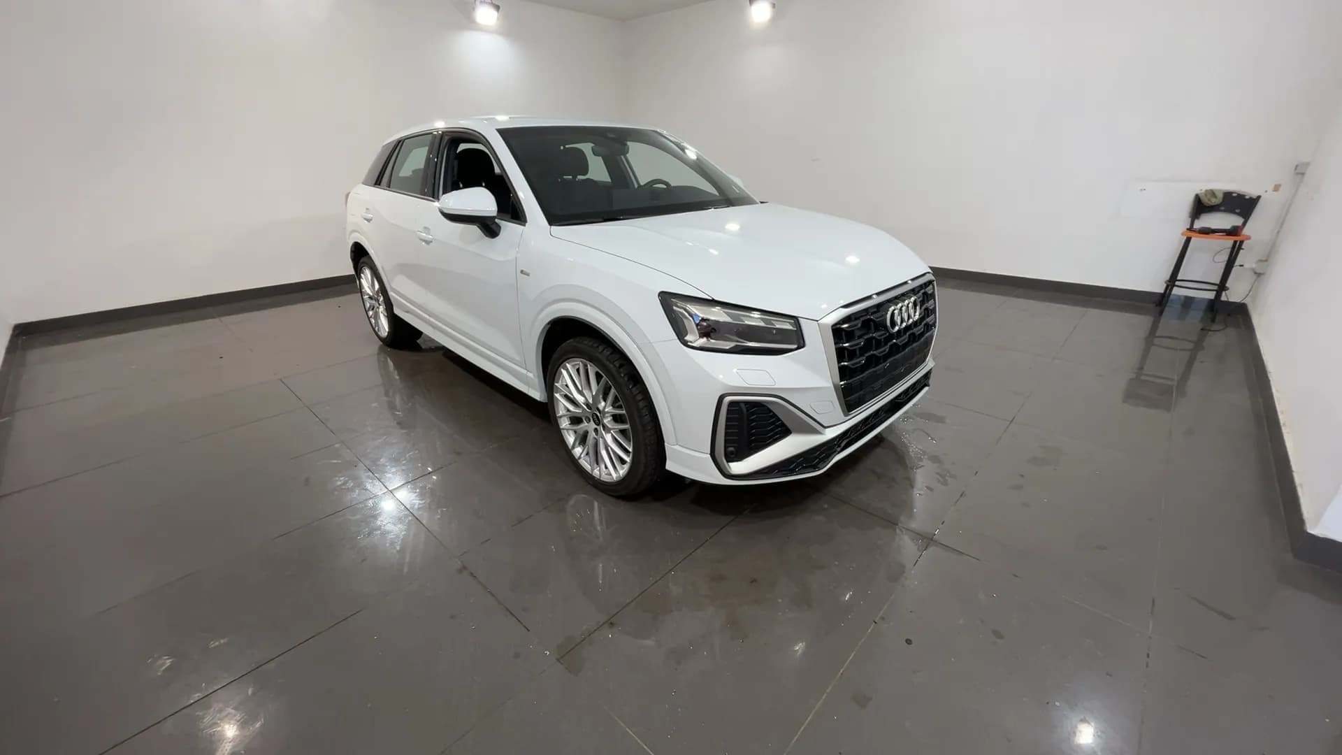 marca_Q2_35_TDI_S_line_S-Tronic_jcvm5jff2tornn015n00_1730713962152