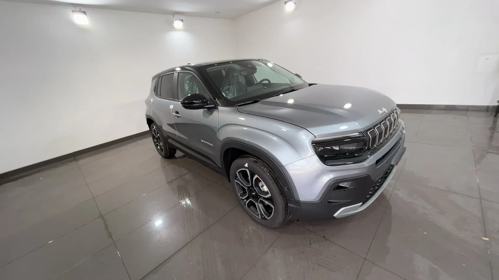 marca_Avenger_12_turbo_e-hybrid_Summit_fwd_10_k5kdna3vpjxkeu5jmy29_1741613560997