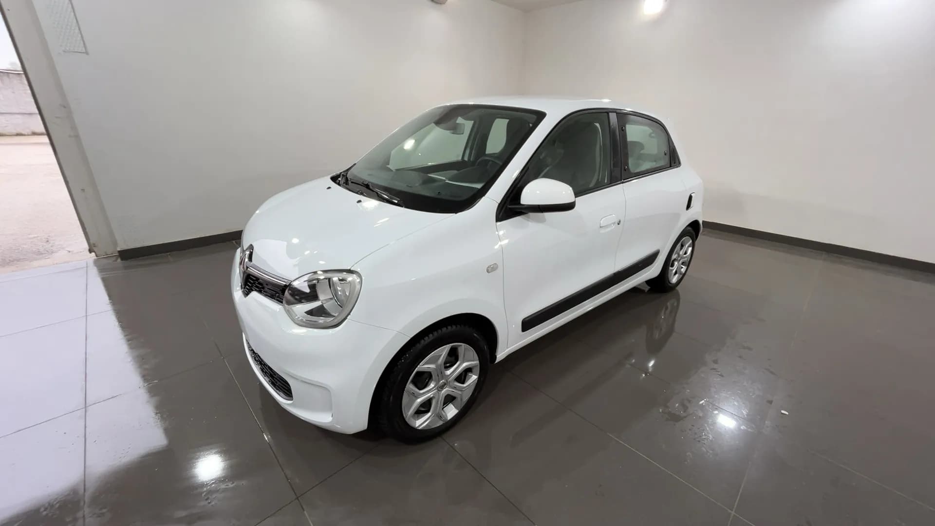 marca_Twingo_10_sce_Duel_65cv_yai87ckw4uovat9twdvl_1743240321196