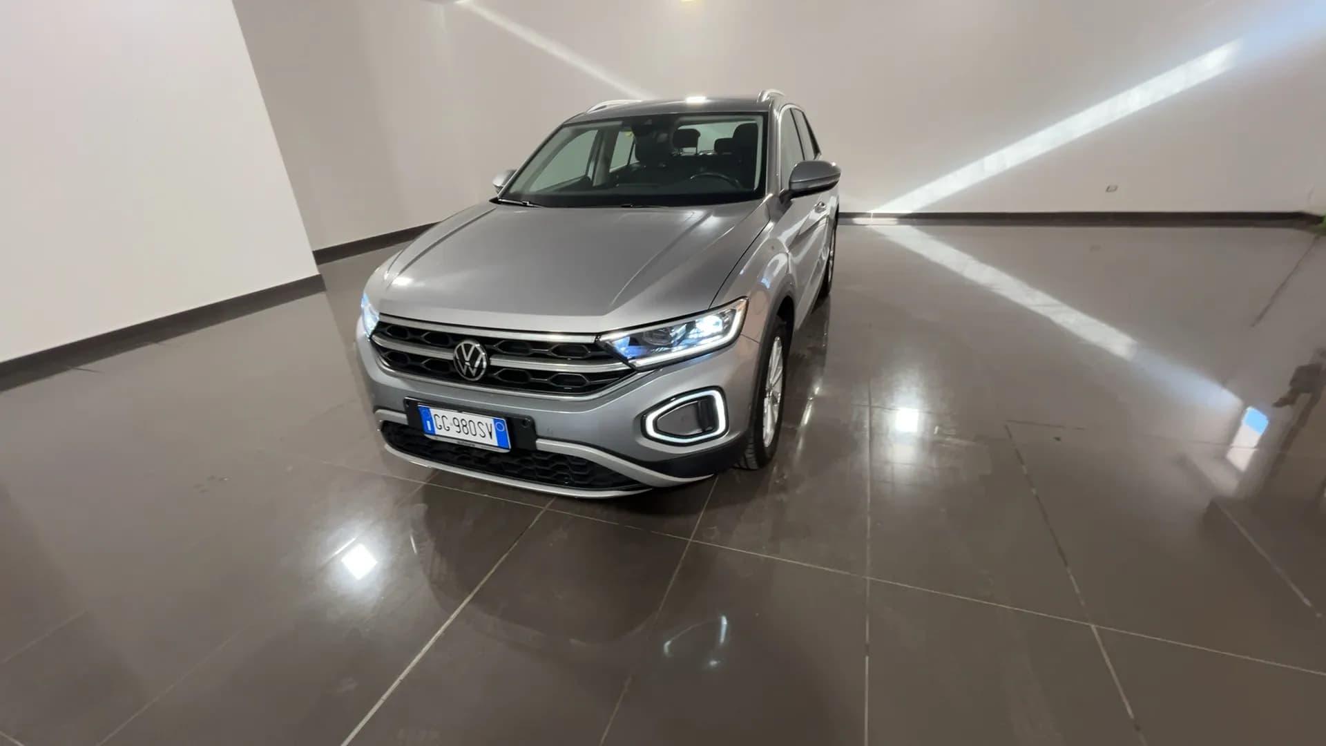 marca_T-Roc_20_tdi_Style_4motion_150cv_dsg_kx8pbldaj7owsyf0a8f5_1757947722126