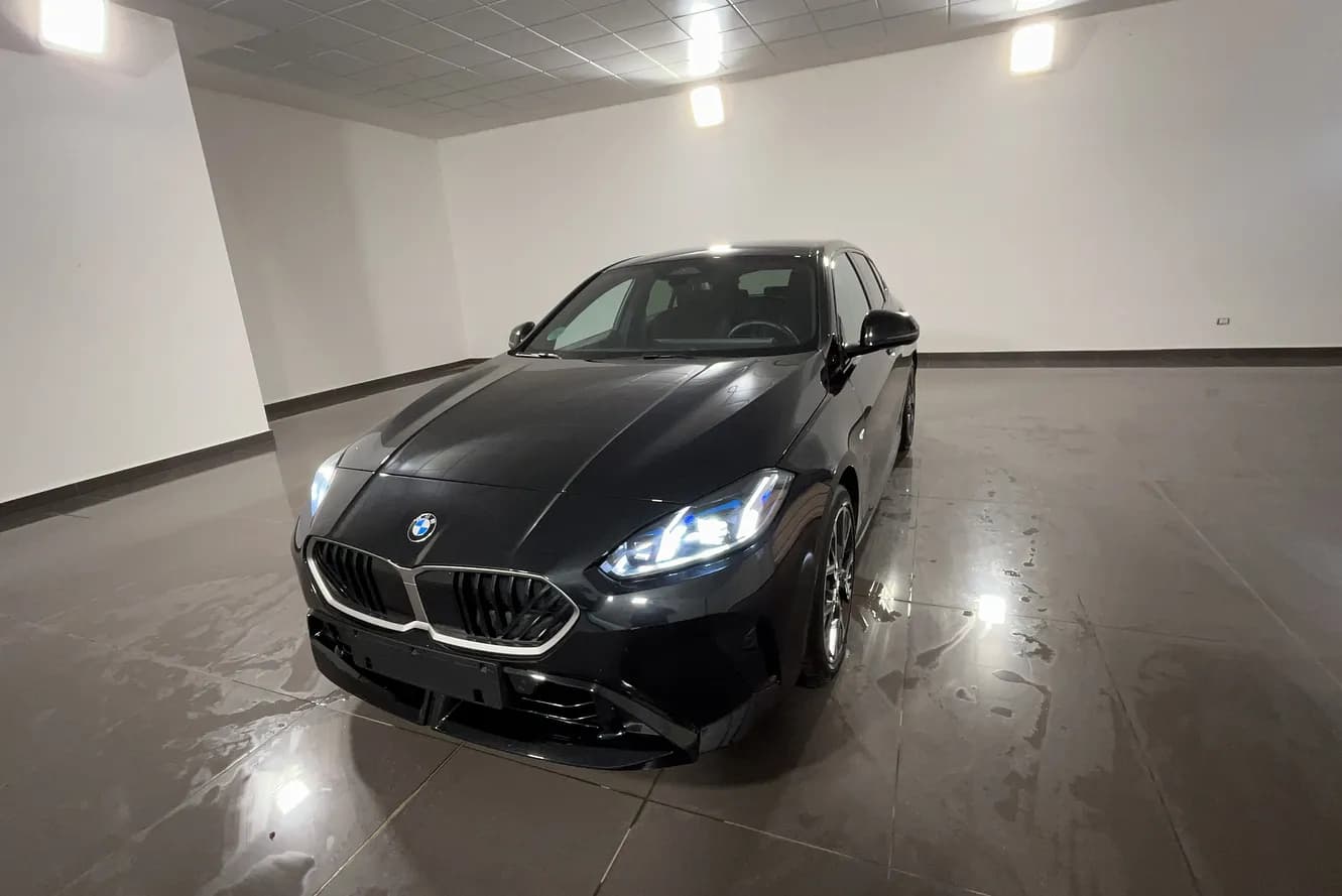 BMW_118d_M_Sport_150cv_auto_7S68896_bfzkc5ltmkc72oqiz4f8_105456_1764671353503-835091755
