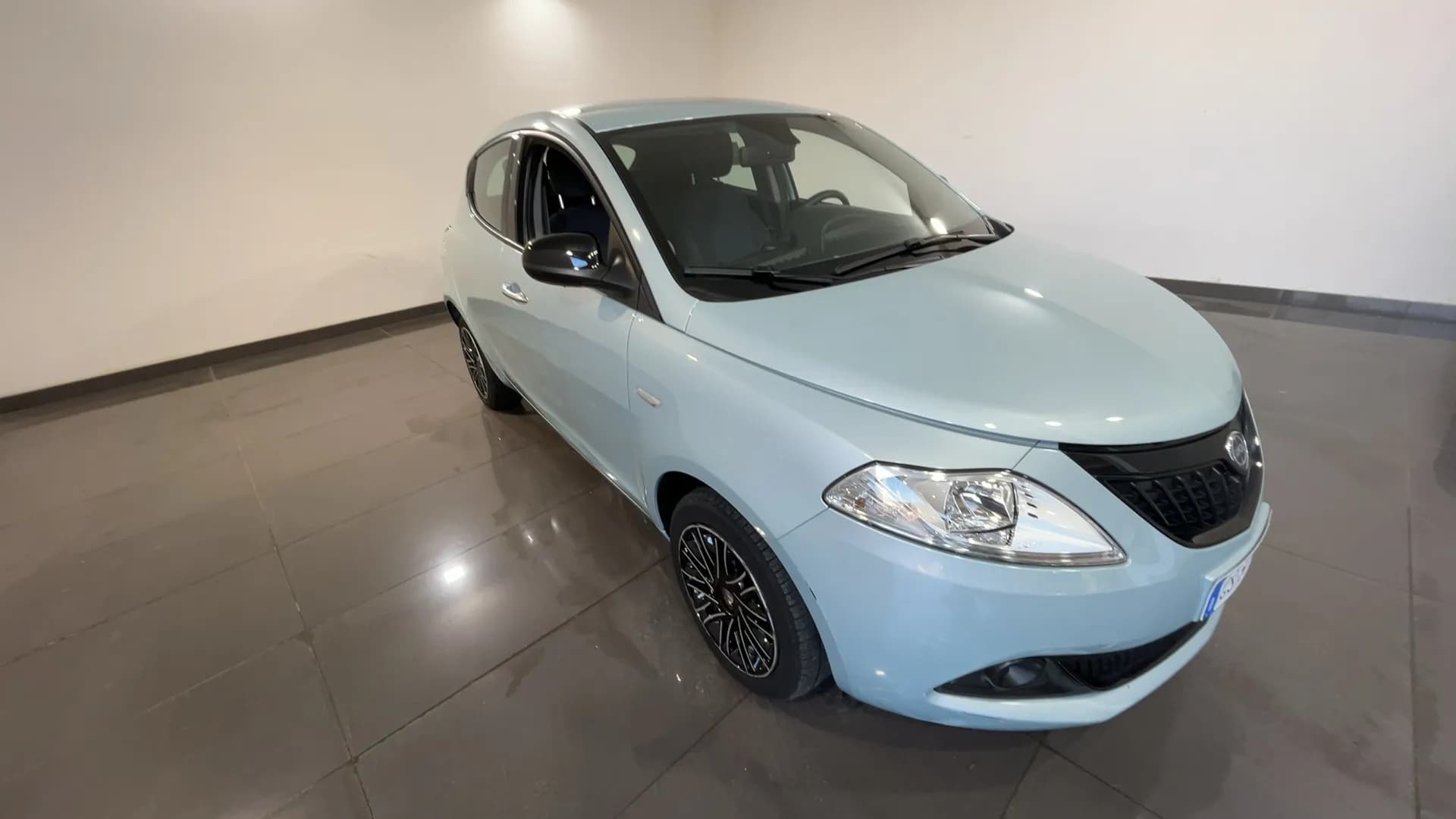 marca_Ypsilon_10_firefly_hybrid_Oro_ss_70cv_r75tpmv9bqgi2h4sfrzj_1770390100055-1
